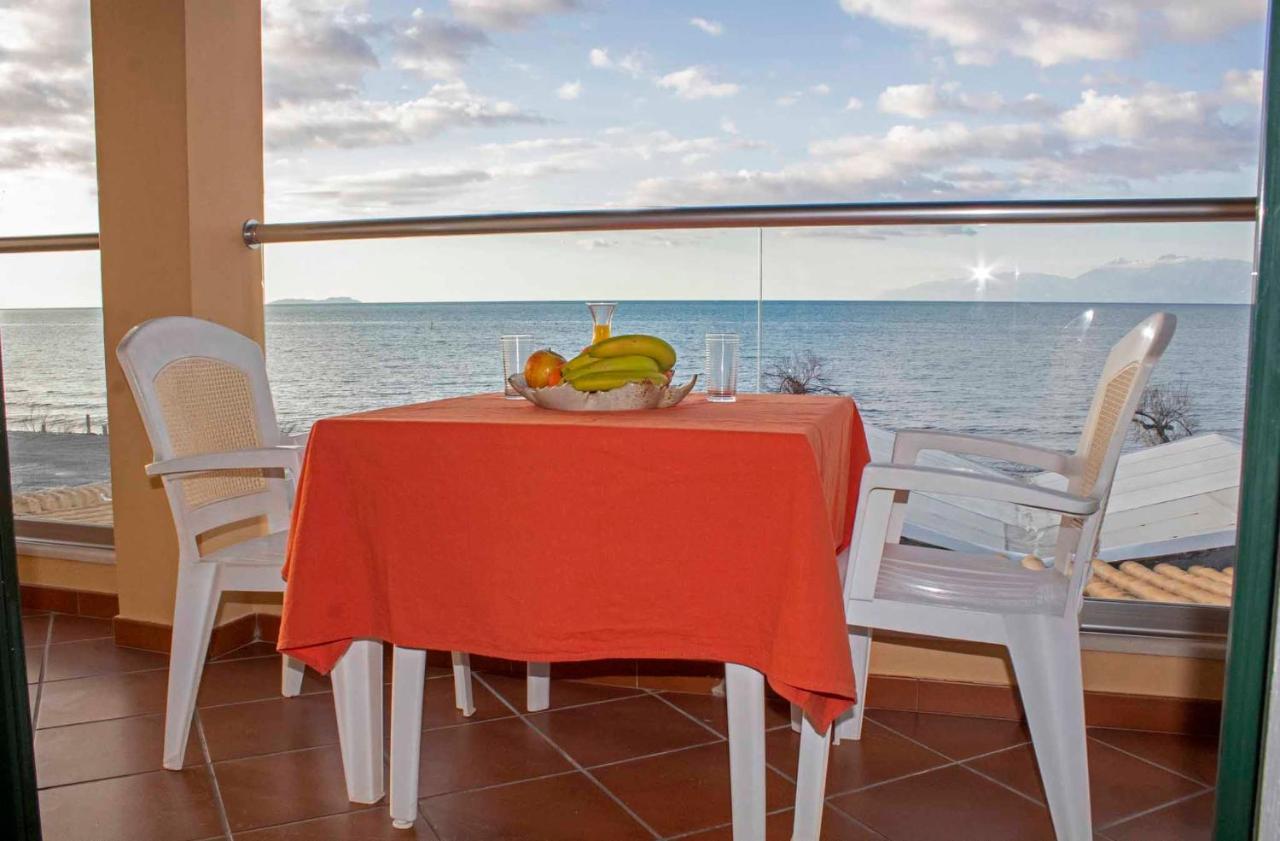 Frosos Beachfront Maisonette Acharavi Akharavi Extérieur photo